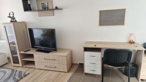 Kiadó Lakás 7624 Pécs 