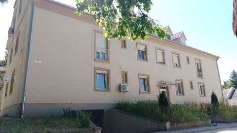 Eladó Lakás 2081 Piliscsaba 