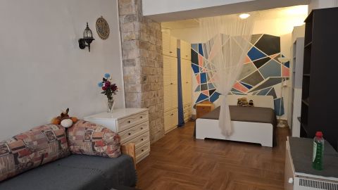 Eladó Üzlethelyiség 1034 Budapest 3. kerület 