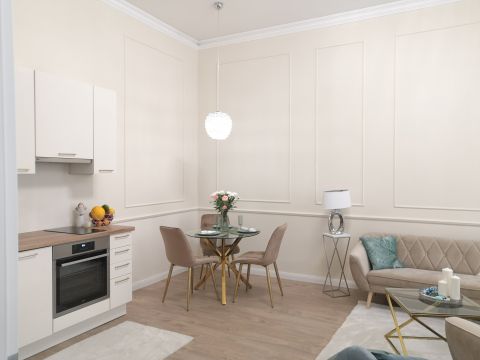 Eladó Lakás 1056 Budapest 5. kerület , Váci utca