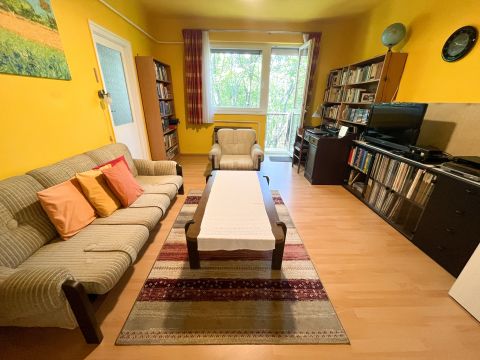 Eladó Lakás 1194 Budapest 19. kerület ALDI közelében, 44 nm-es, erkélyes, jó állapotú lakás