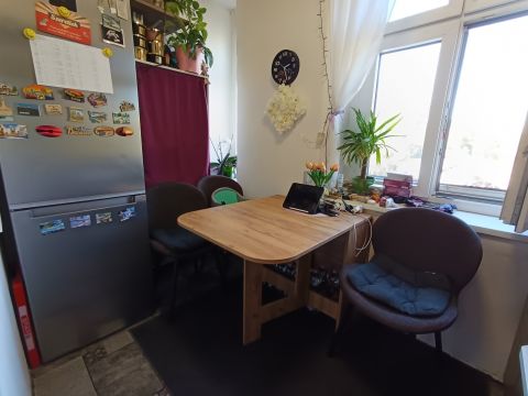 Eladó Lakás 1046 Budapest 4. kerület Újpest  Szent László téren tégla lakás +31nm-es külön tároló