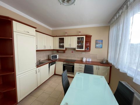 Kiadó Lakás 6724 Szeged 