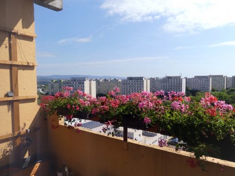 Eladó Lakás 8200 Veszprém 