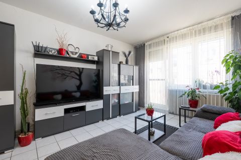 Eladó Lakás 2800 Tatabánya 