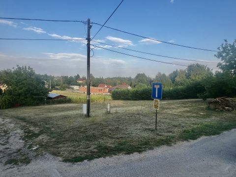 Eladó Telek 8052 Fehérvárcsurgó 