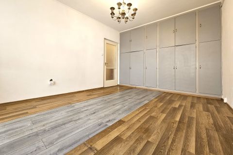 Eladó Lakás 9023 Győr 