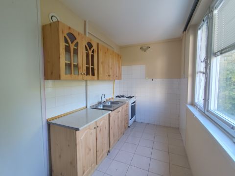 Kiadó Lakás 6000 Kecskemét 