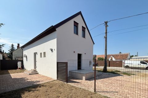 Eladó Ház 9600 Sárvár Full felújított ház, A+energetikával !!!