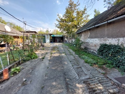 Eladó Ipari 1211 Budapest 21. kerület 