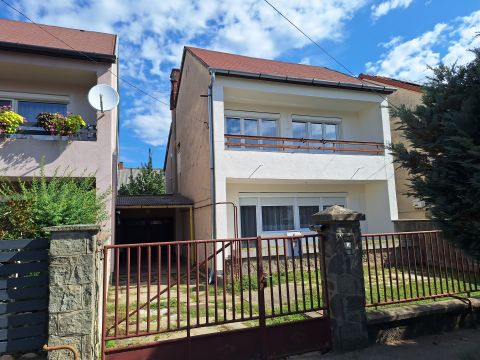 Eladó Lakás 9600 Sárvár , Keleti városrész