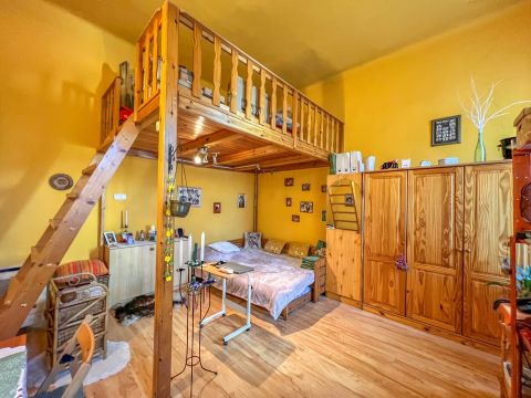 Eladó Lakás 1203 Budapest 20. kerület , Pesterzsébet központi részén, jó állapotú garzonlakás