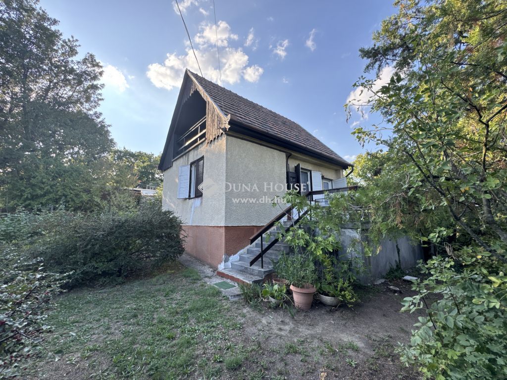 2000 Szentendre , Boldogtanya panorámás részén — 1/26