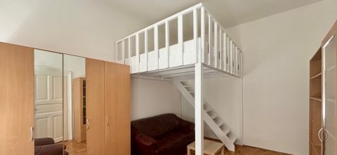 Eladó Lakás 1071 Budapest 7. kerület , Állatorvosi egyetem kapujában, azonnal költözehtő