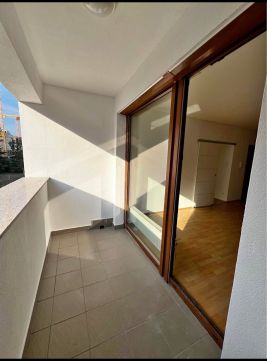 Eladó Lakás 1138 Budapest 13. kerület , Marina-part, emeleti bútorozott lakás, nagy erkély!