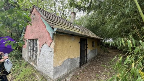 Eladó Telek 2500 Esztergom 