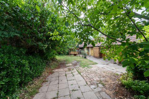 Eladó Ház 7000 Sárbogárd 
