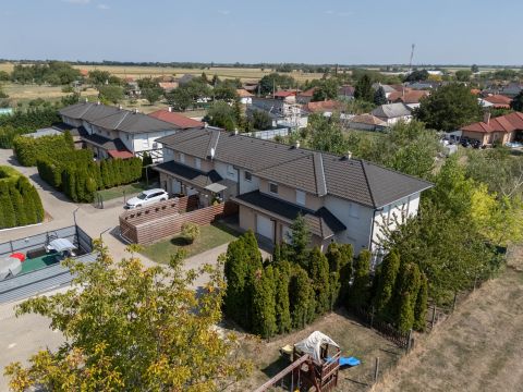 Eladó Ház 8154 Polgárdi 