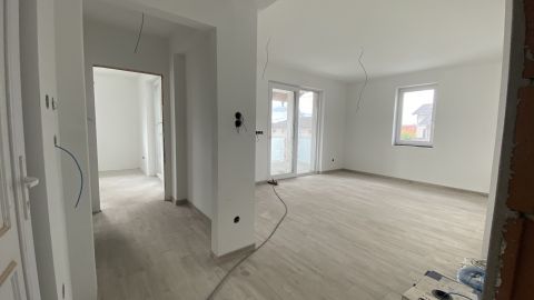 Eladó Lakás 2330 Dunaharaszti , Népszerű, rendezett környéken