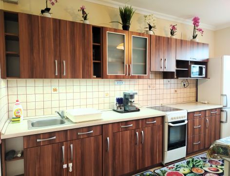 Kiadó Lakás 4032 Debrecen Bútorozott, gépesített lakás az Újkertben!