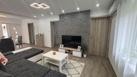 Eladó Ház 8427 Bakonybél , Bakonybél csendes utcájában