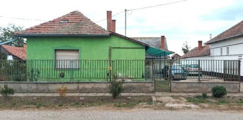 Eladó Ház 5440 Kunszentmárton 5449 Kunszentmárton, Csendes