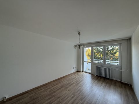 Eladó Lakás 2800 Tatabánya 