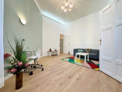 Eladó Lakás 1089 Budapest 8. kerület 