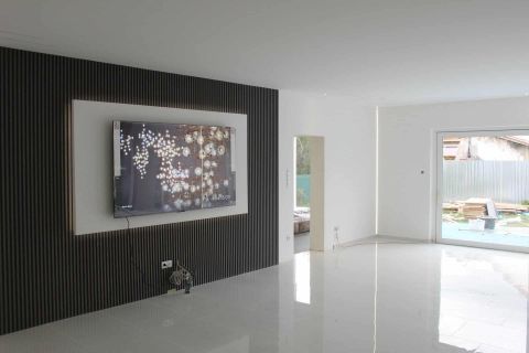 Eladó Ház 2011 Budakalász , 171 nm-es újépítésű ház az Omszki tótól 5 percre!