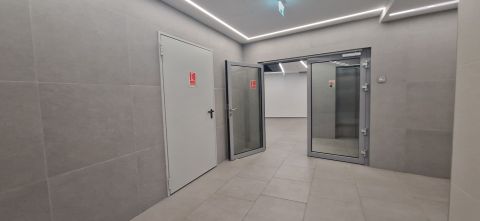 Eladó Lakás 8623 Balatonföldvár Medencés Luxus Nagy Lakás