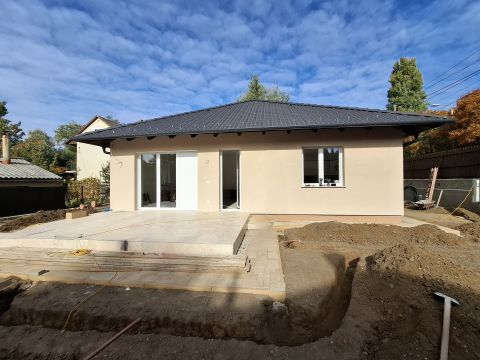 Eladó Ház 1163 Budapest 16. kerület 