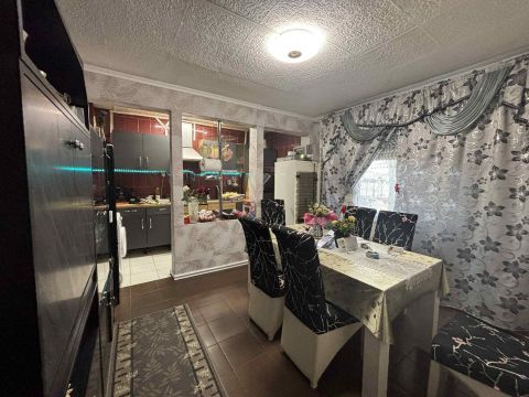 Eladó Ház 9221 Levél Levél, Avia kút környéke 