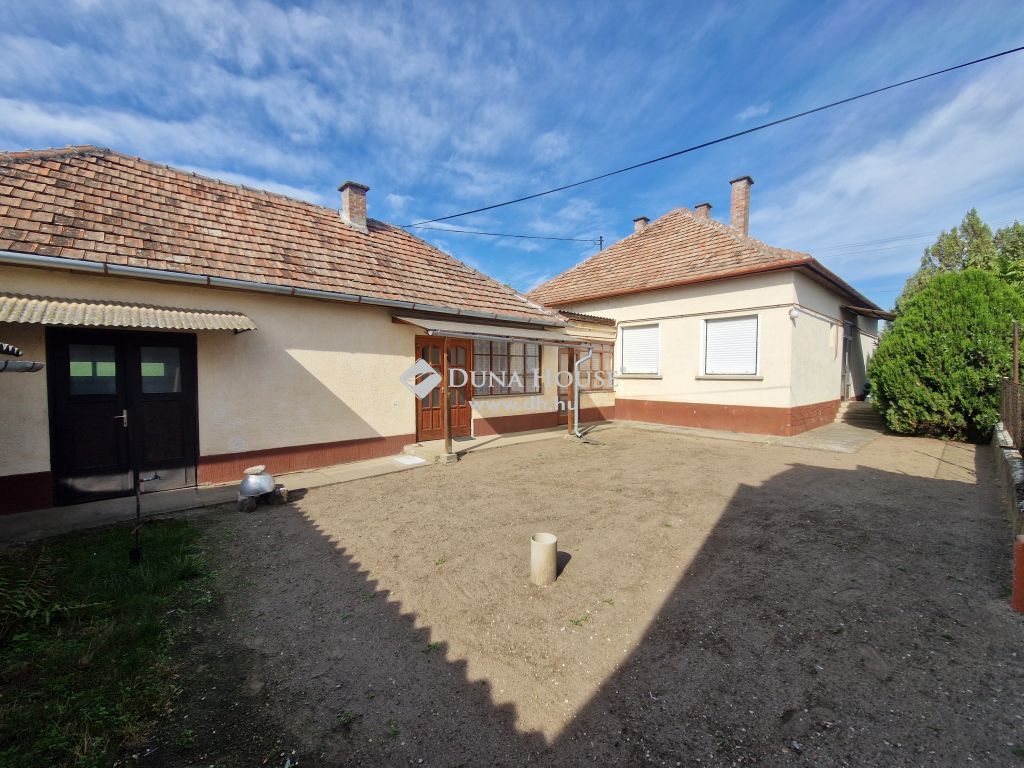 6500 Baja , Alvég kedvelt részén — 1/31