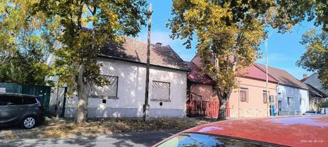 Eladó Ház 5000 Szolnok 5000 Szolnok, MÁV kórház környéke