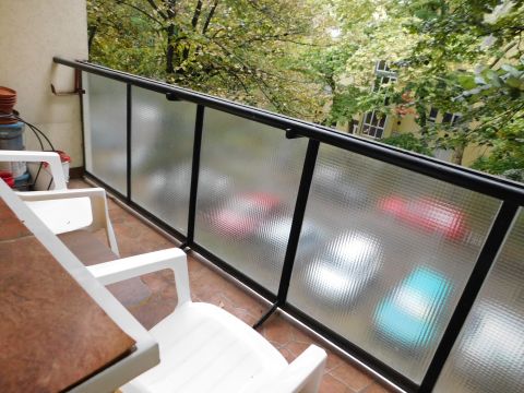 Eladó Lakás 6000 Kecskemét 2.emeleti, 2 szobás, erkélyes, szigetelt tégla építésű lakás