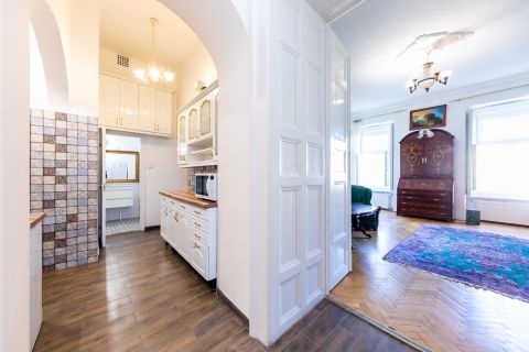 Eladó Lakás 1051 Budapest 5. kerület Erzsébet tér