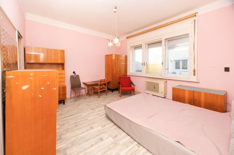 Eladó Lakás 7621 Pécs 