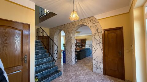 Eladó Ház 2049 Diósd , Diósd kiemelkedő lokációjában mediterrán családi ház