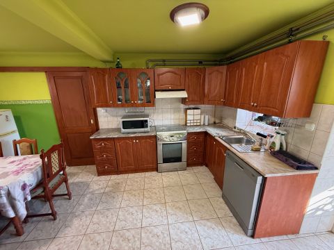 Eladó Ház 6066 Tiszaalpár , Falusi CSOK-ra alkalmas nagy méretű 3 szobás ház jó helyen!