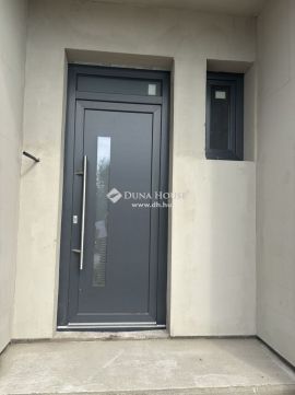 Eladó Ház 2700 Cegléd 