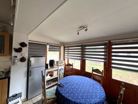 Eladó Ház 2700 Cegléd , KÍTŰNŐ ÁLLAPOTÚ,ház teljes berendezéssel, nagy telekkel