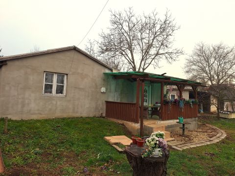 Eladó Ház 2800 Tatabánya 