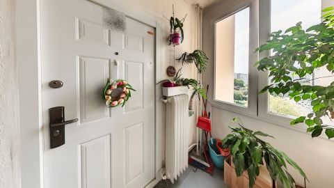 Eladó Lakás 1203 Budapest 20. kerület 