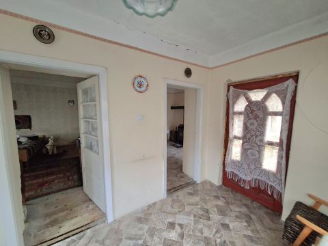 Eladó Ház 8132 Lepsény 80 m2-es, 3 szoba + nappalis családi ház akár 2 generációnak