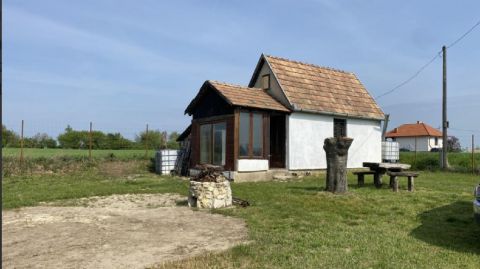 Eladó Telek 2835 Tata , 2890 Tata, Tata Látóhegy