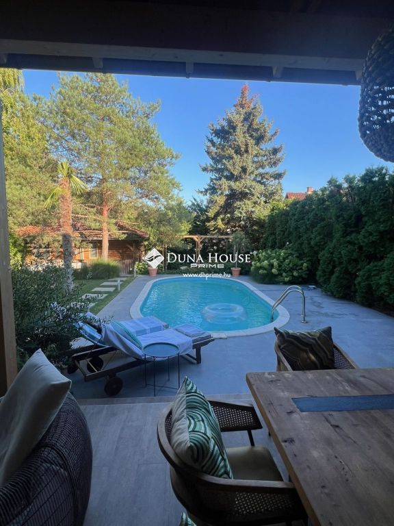 Eladó ház, Siófok