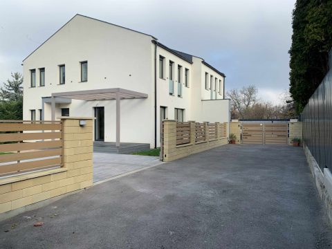 Eladó Ház 2483 Gárdony Gárdony Központi részéhez közel