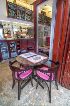 Eladó Üzlethelyiség 1027 Budapest 2. kerület 