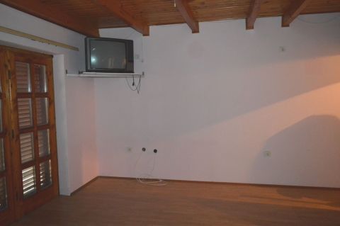 Eladó Ház 4066 Tiszacsege 