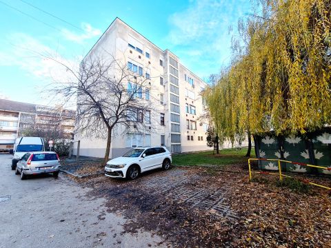 Eladó Lakás 5600 Békéscsaba 